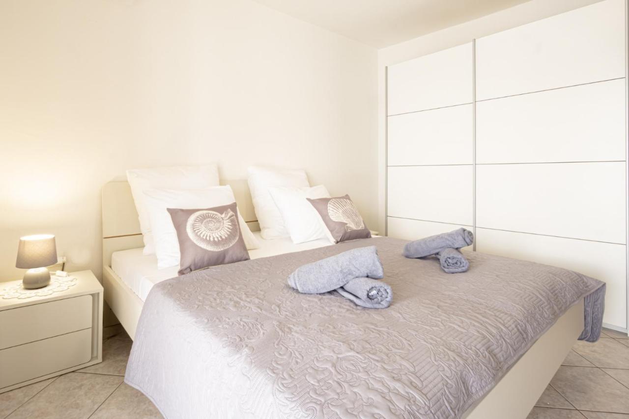Ferienwohnung Bepic Quiet Location On A Beautiful Bay Metajna Exterior foto